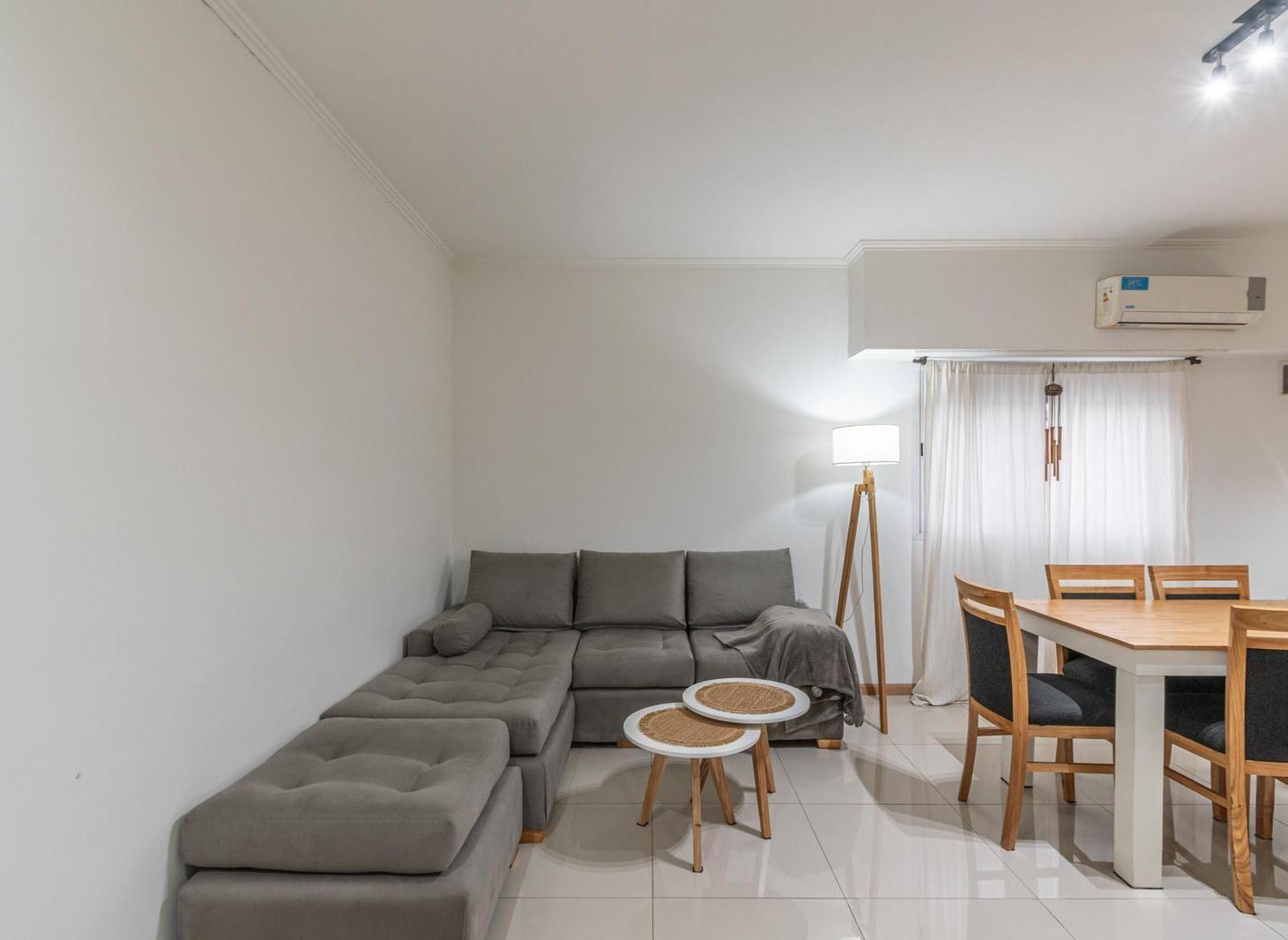 Foto de Venta Departamento 2 ambientes con terraza La Tablada primer piso por, imagen 3