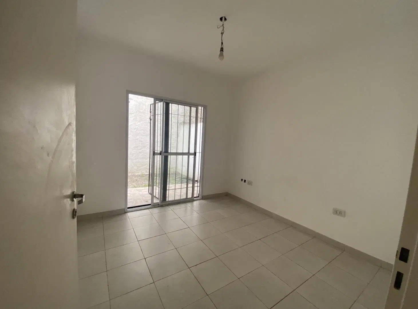 VENTA Departamento 2 amb - Patio - Bajas Expensas - APTO CREDITO - Pilar 8