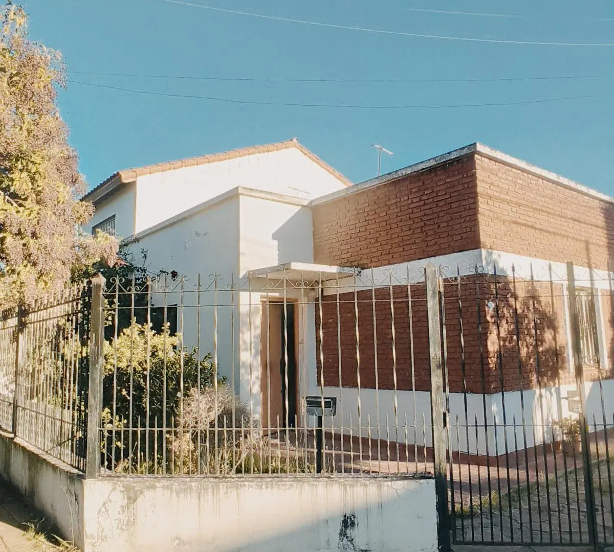 Casa en Morón 4 ambientes 4