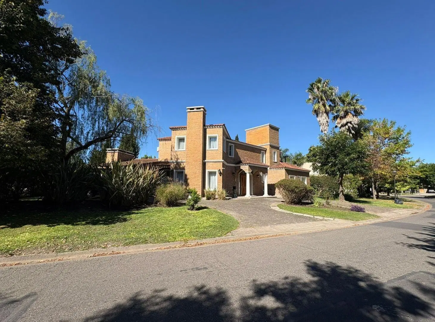 Casa en venta 5 ambientes en Saint Matthew's 3