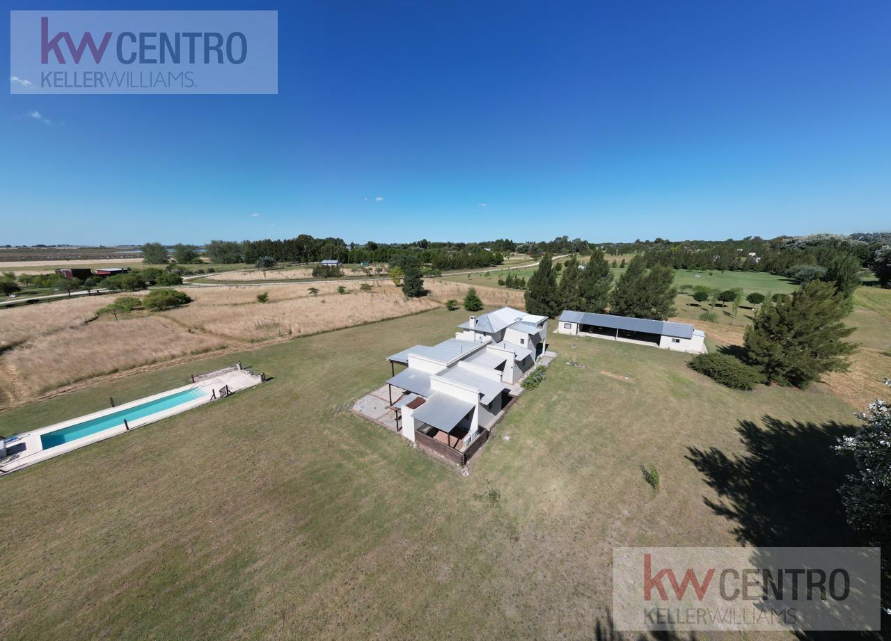 Venta de Chacra con Excelente  Casa  principal mas vivienda  de Huespedes  equipadas