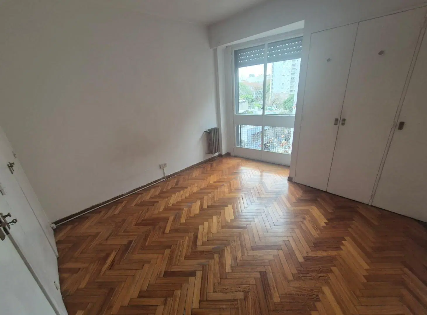 Departamento en alquiler dos ambientes con balcon semipiso 2