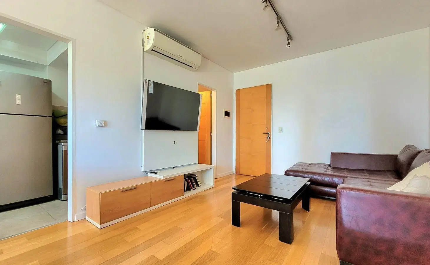 Venta Departamento 2 ambientes con Cochera y Balcón Aterrazado. Torre Full Amenities. 2