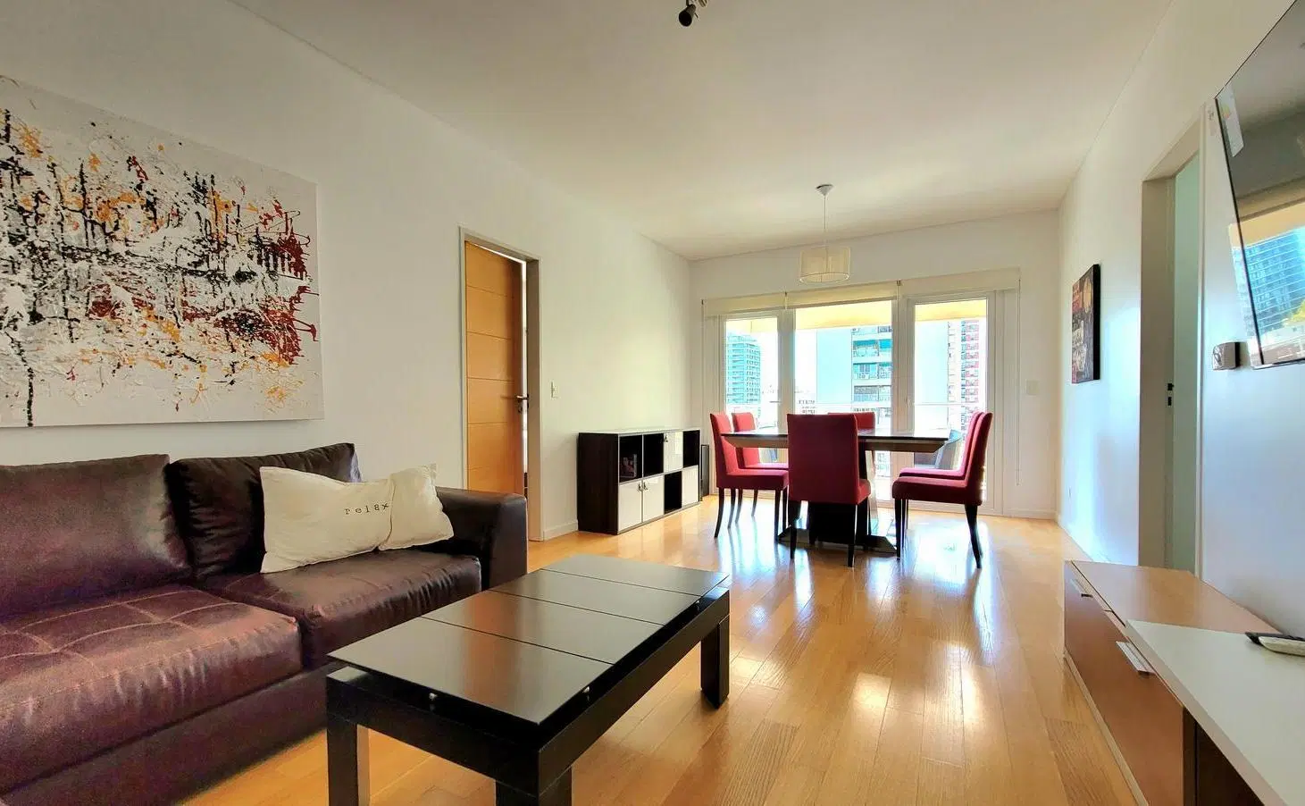 Venta Departamento 2 ambientes con Cochera y Balcón Aterrazado. Torre Full Amenities. 3