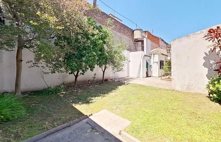 Casa en venta 4 ambientes Villa Sarmiento 2