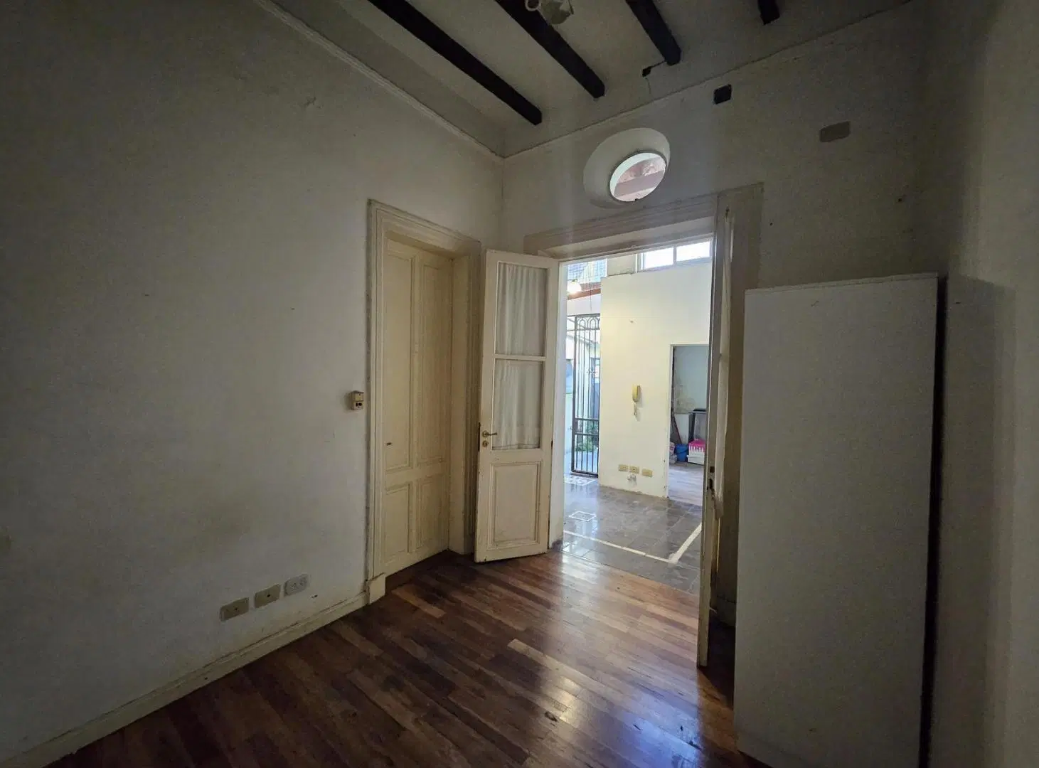 Venta PH 2 Ambientes y dependencia - Monserrat 4