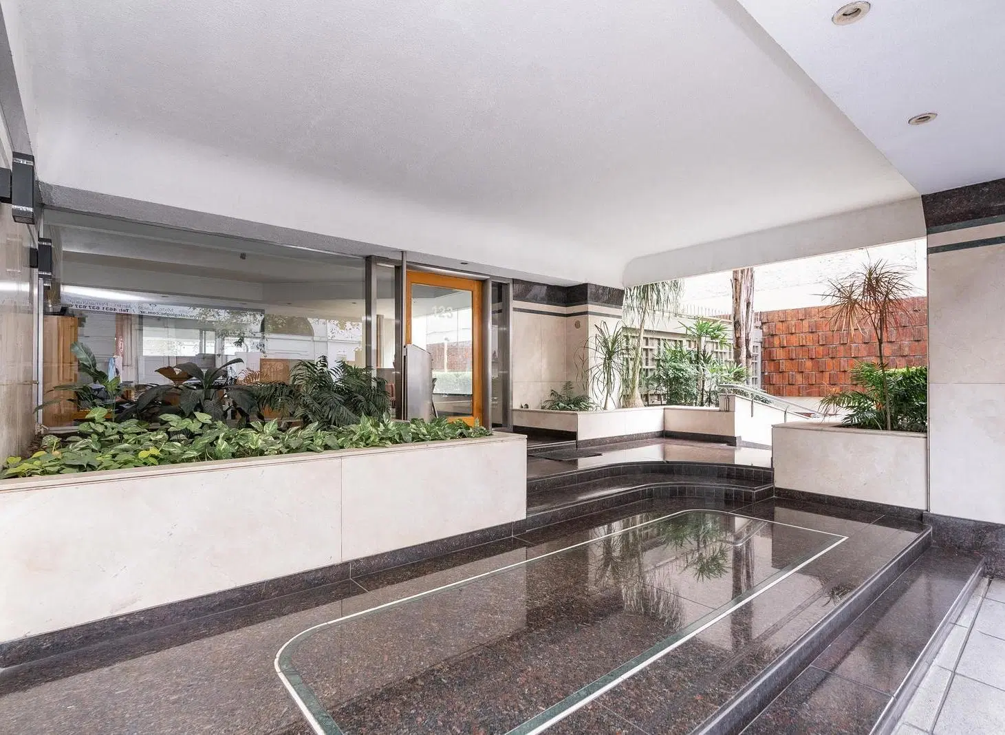 Exclusivo piso en torre - Flores 5