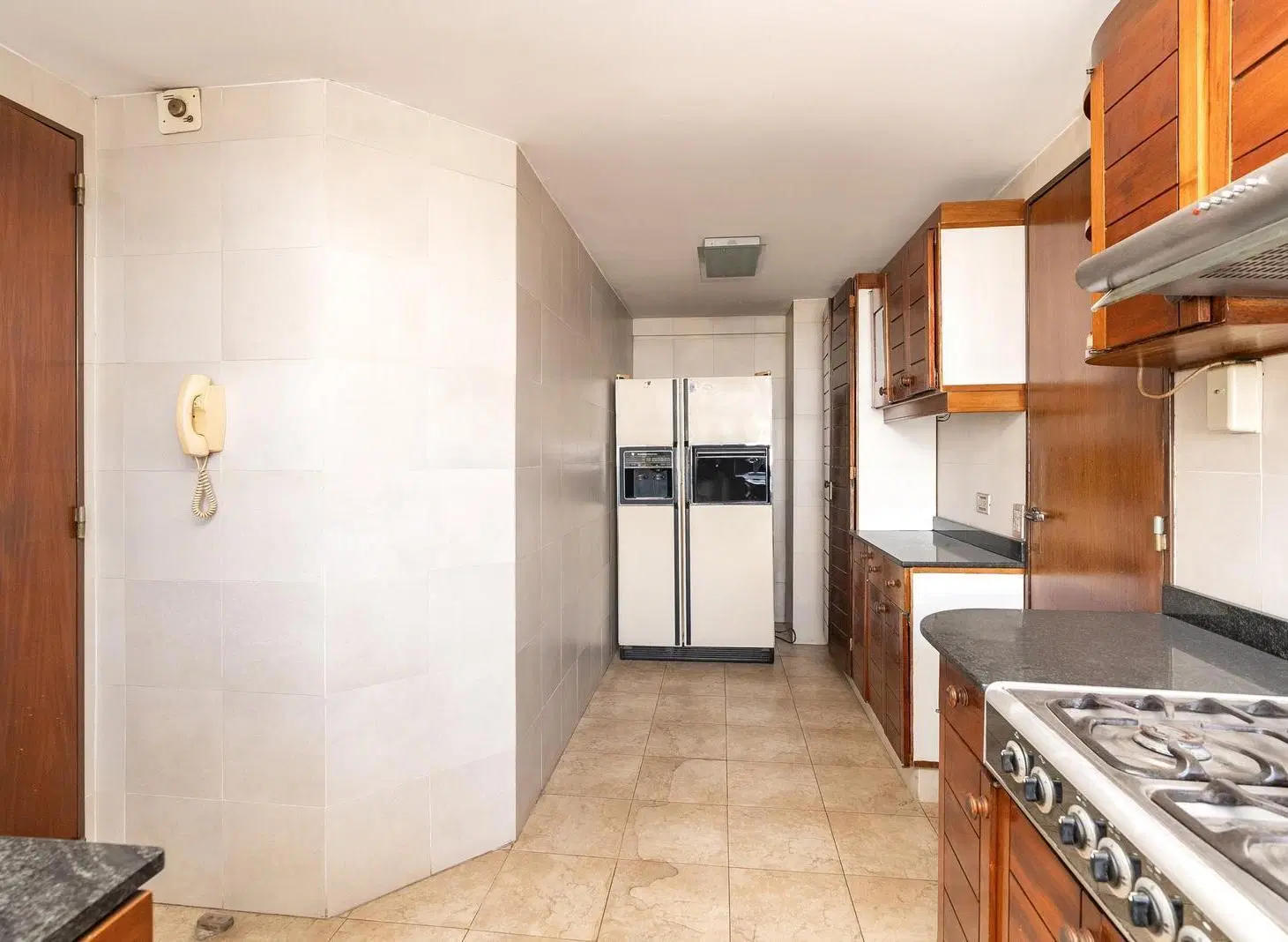 Exclusivo piso en torre - Flores 8