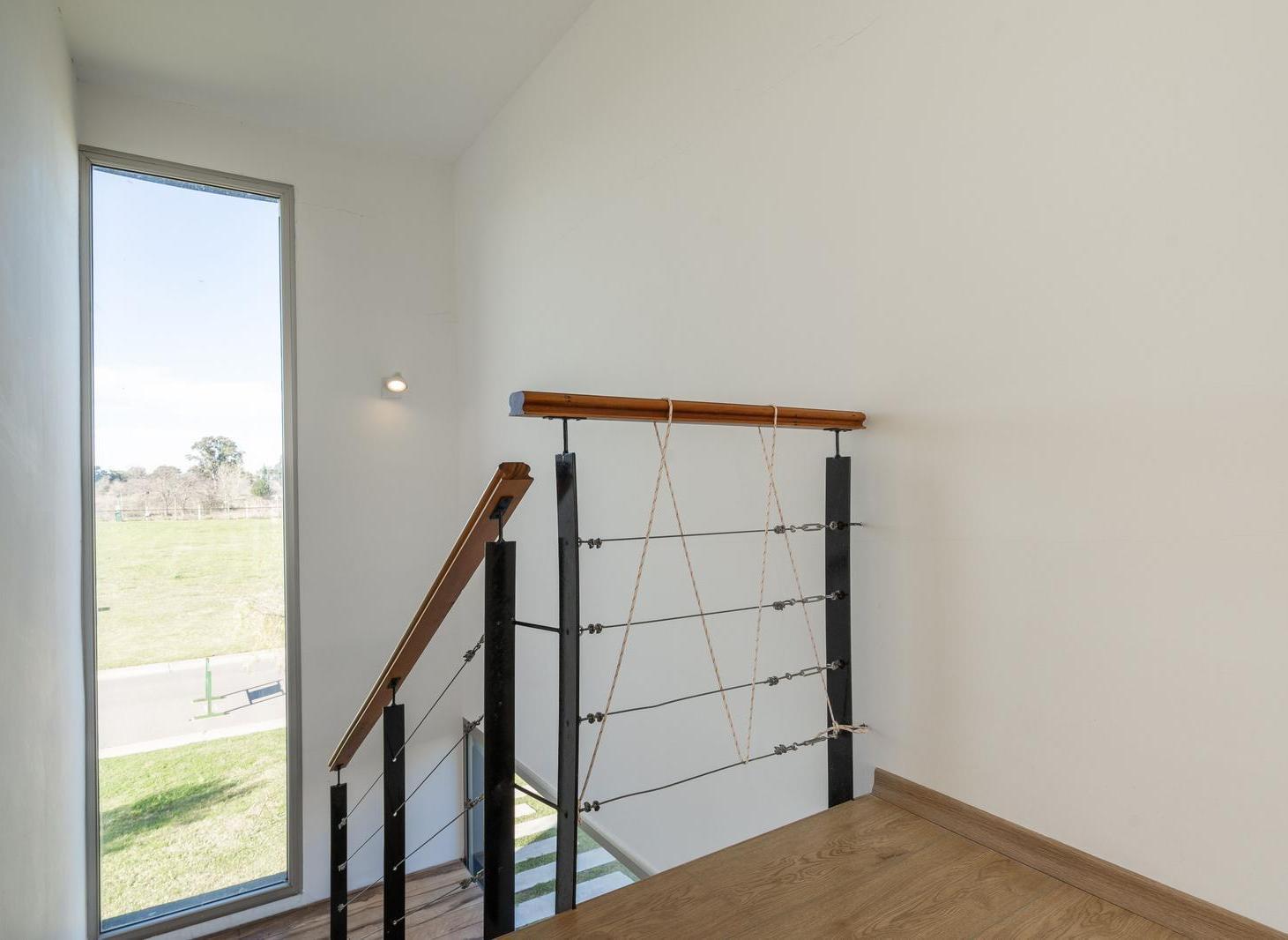 Foto de Casa en 5 Ambientes a la Laguna - San Sebastian, imagen 1