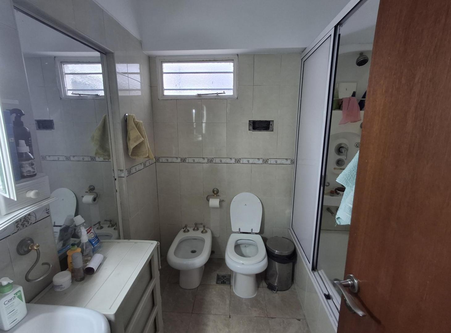 Foto de Departamento 4 Ambientes con dependencia y cochera, imagen 1
