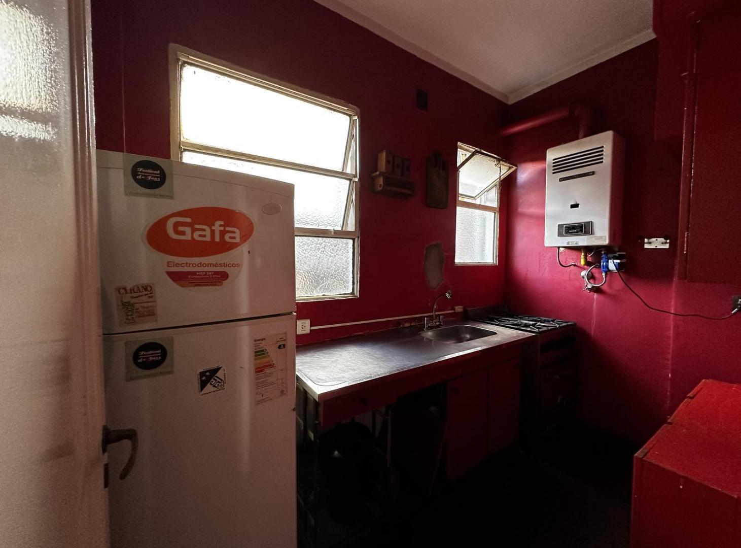 Foto de OPORTUNIDAD !!! VENTA * PLAZA ALMAGRO * DEPARTAMENTO 2 AMB (1xESCALERA), imagen 5