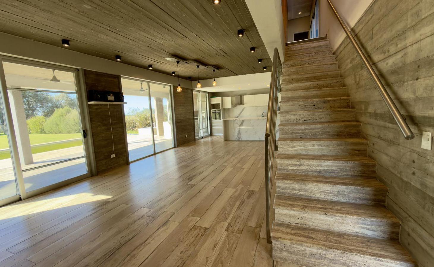 Foto de Casa Venta 5 Ambientes Acepta Permuta Menor Valor La Faustina Ruta 2, imagen 3