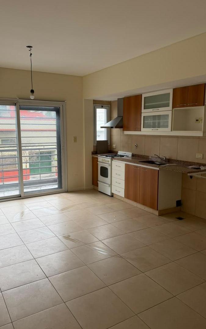 Foto de Departamento en alquiler de 2 ambientes en Villa Urquiza, imagen 2