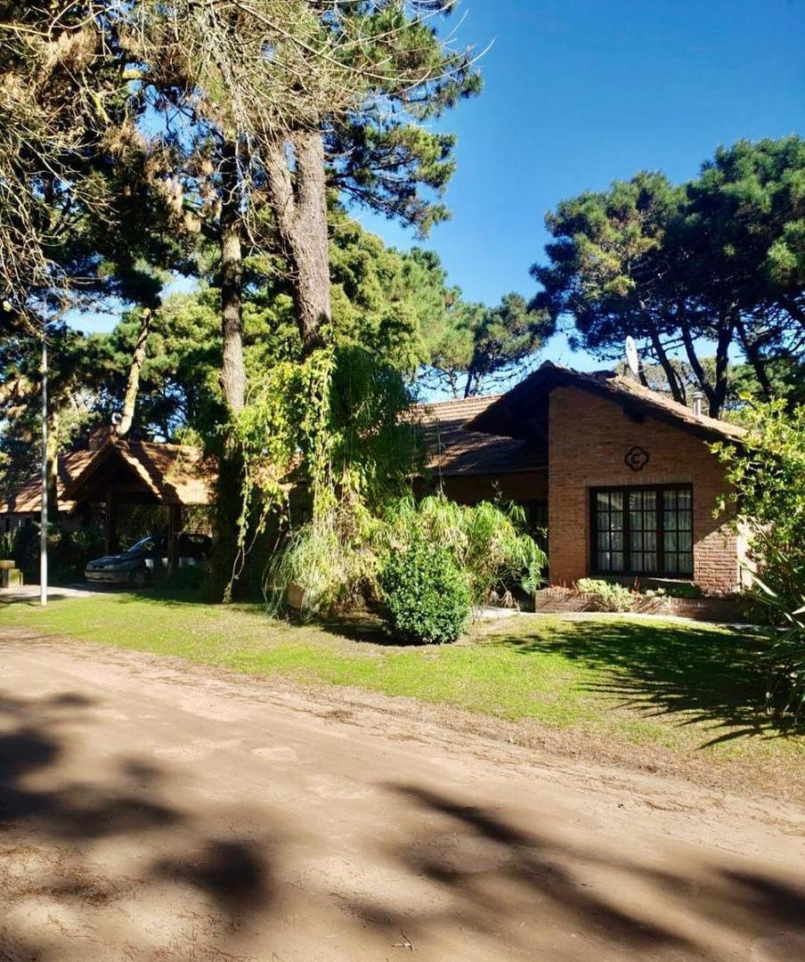Foto de Casa 5 ambientes en Barrio Nuevo Golf en Pinamar, imagen 2