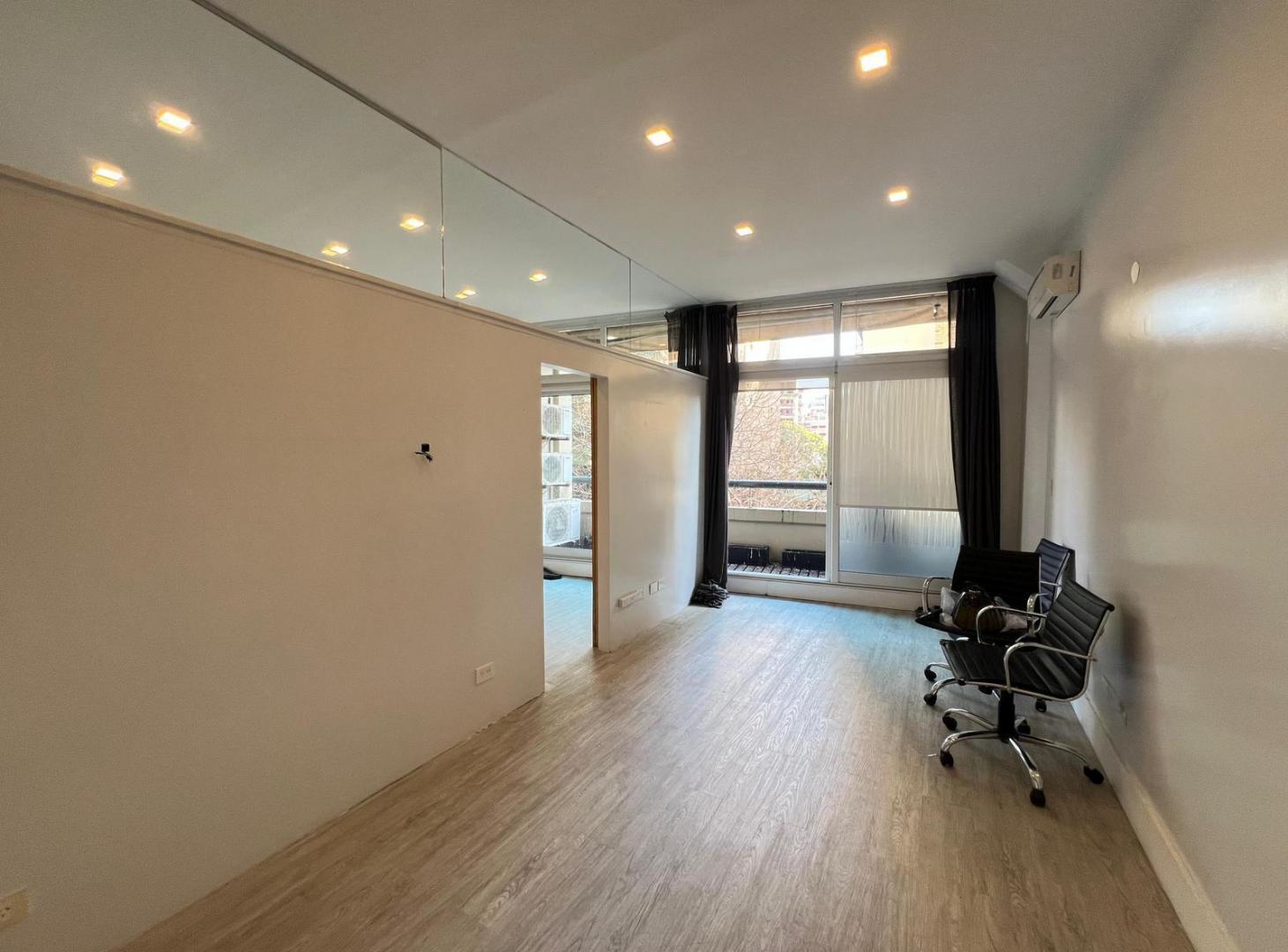 Foto de Oficina en El Edificio 'La Algodonera", Cocina Independiente, 2 Baños, imagen 5