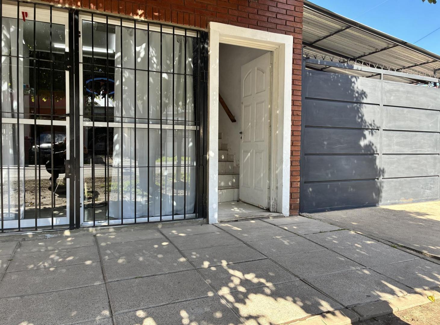 Foto de VENTA CASA EN SAN JOSÉ, TEMPERLEY | 3 AMBIENTES, PATIO Y TERRAZA, imagen 4