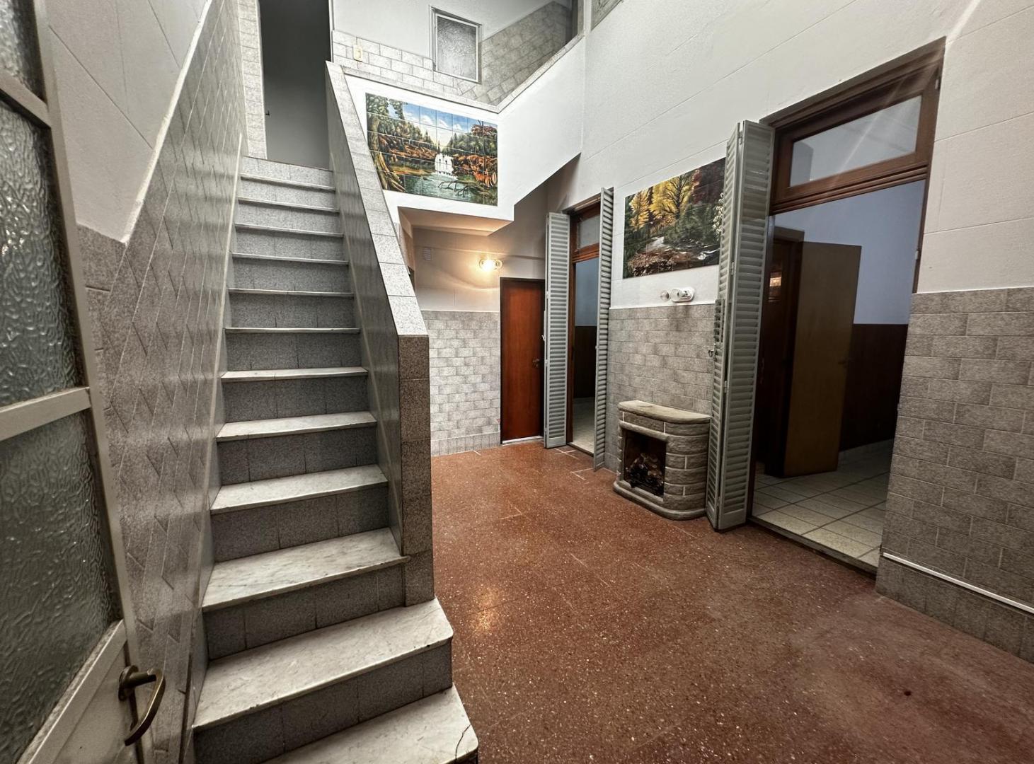 Foto de VENTA * BOEDO * PH 5 ambientes Patio techado Terraza con parrilla, imagen 1