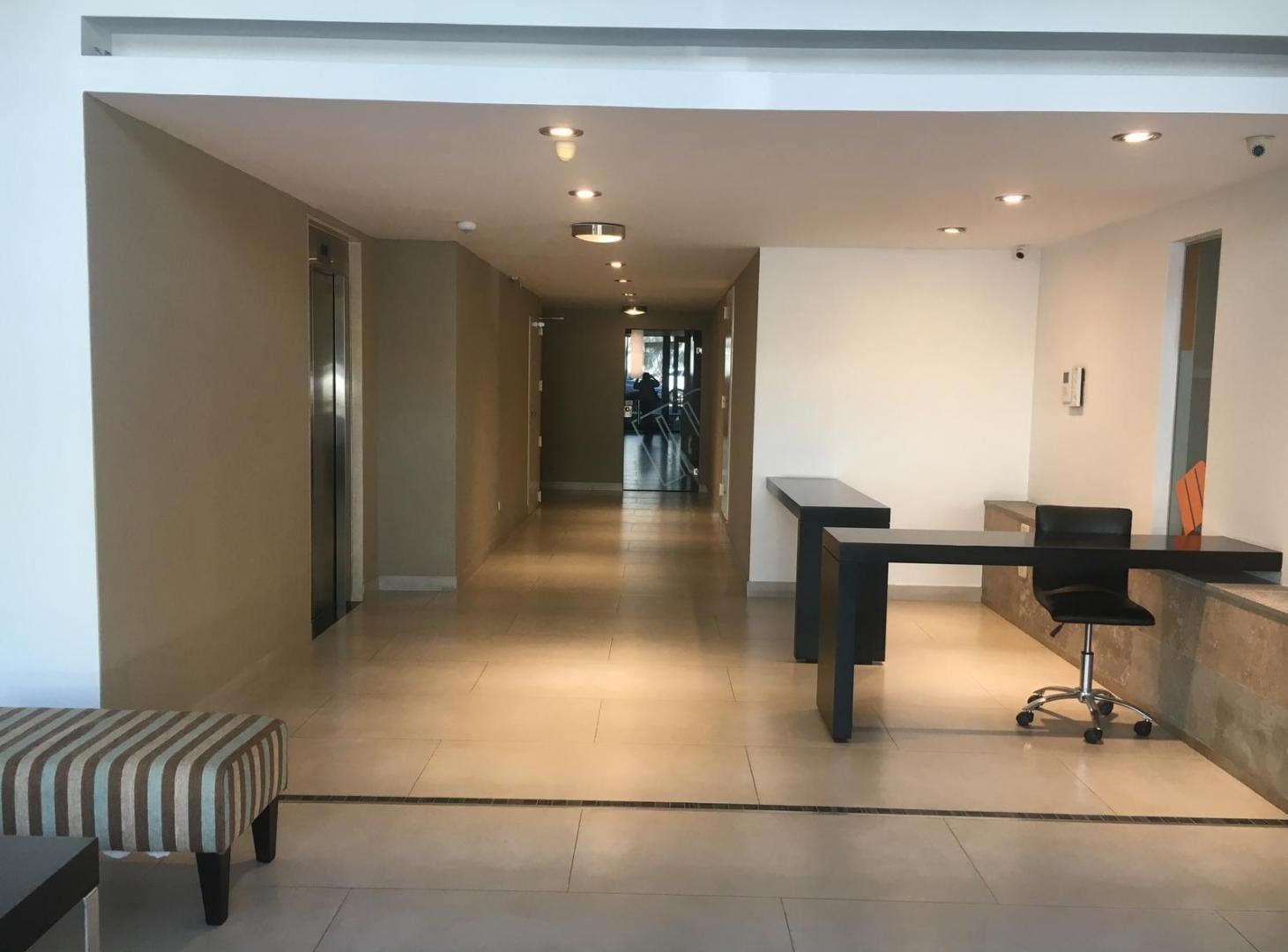 Foto de Venta departamento 3 ambientes en Devoto con cochera y baulera, imagen 1