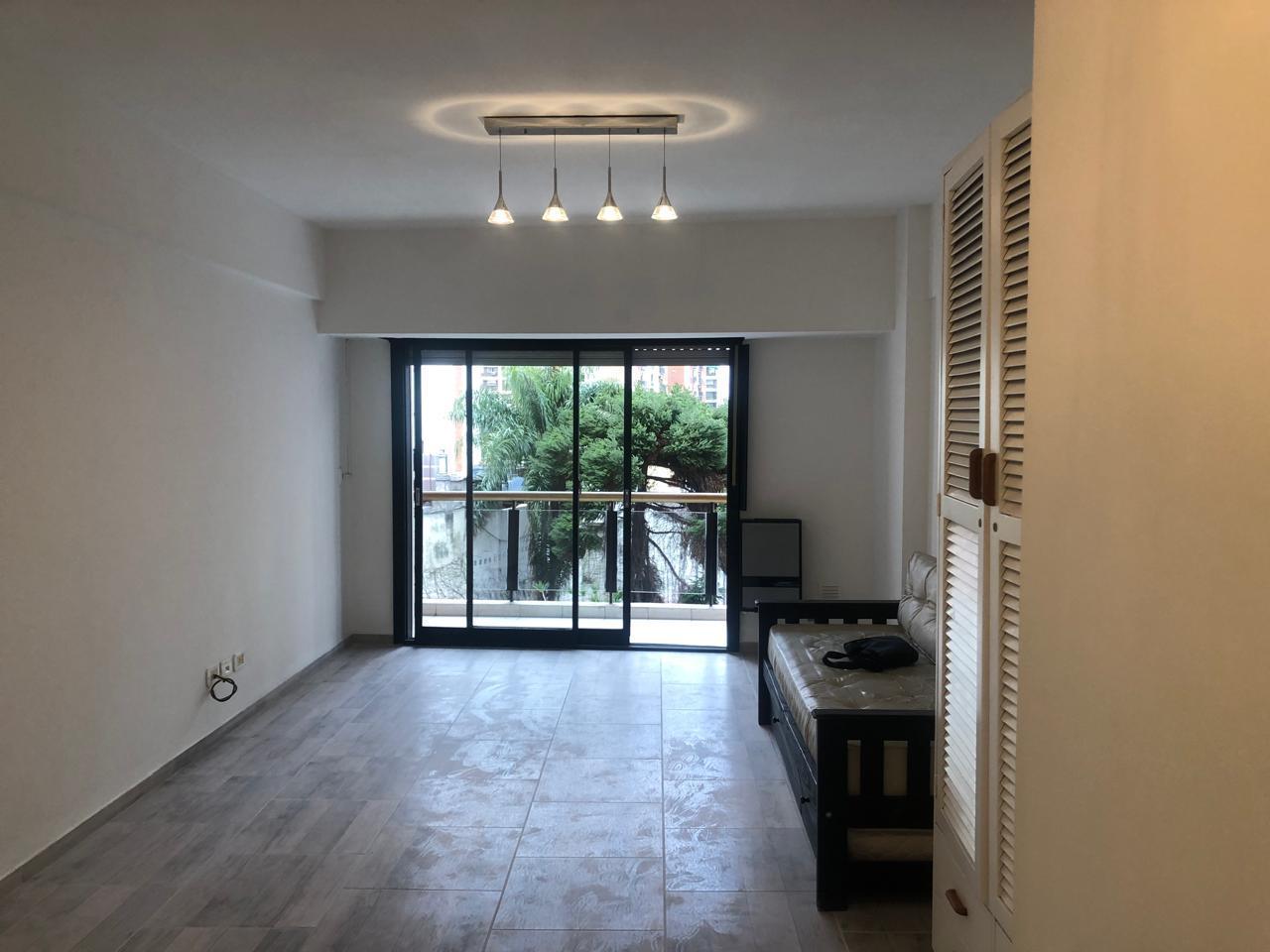 Foto de Departamento monoambiente de grandes dimensiones en Caballito Norte, imagen 3