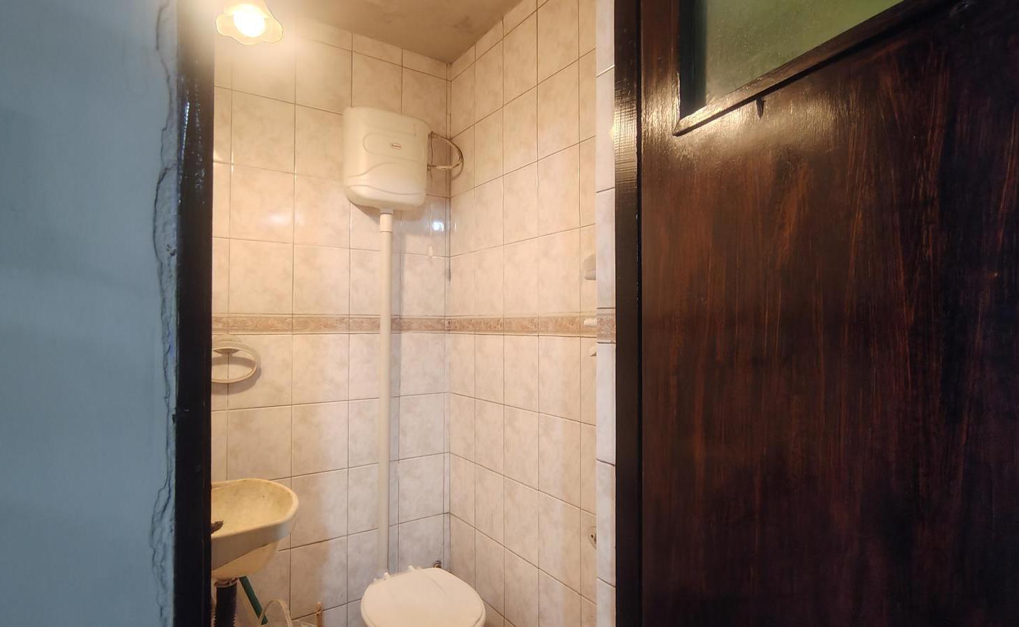 Foto de Casa multifamiliar venta temperley sobre avenida con locales, imagen 5