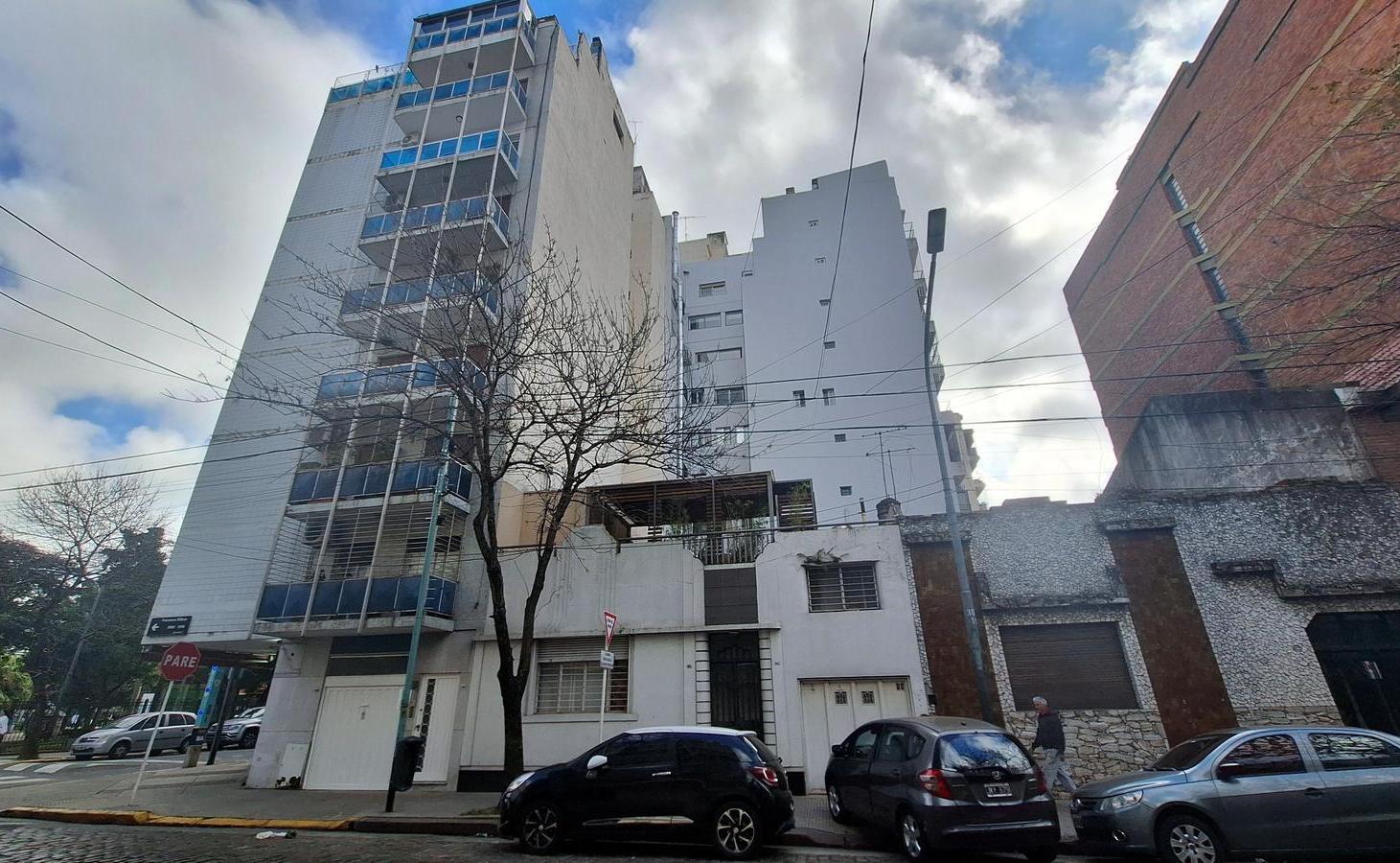 Foto de VENTA CASA EN LOTE PROPIO EN FLORES USAM PLAZA MISERICORDIA, imagen 4