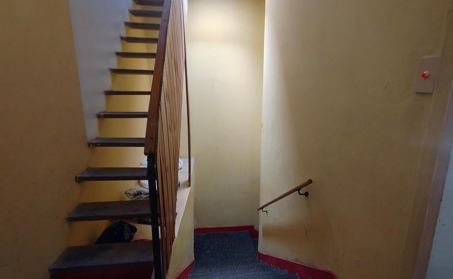 Foto de VENTA PH 3 AMBIENTES 1ER PISO POR ESCALERA, imagen 2