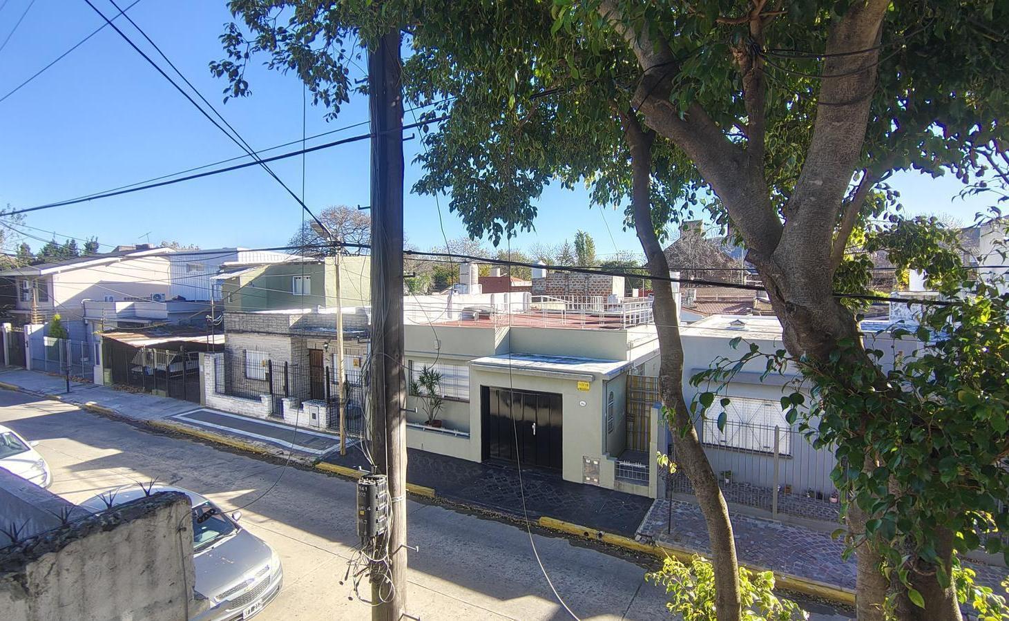 Foto de VENTA PH 3 AMBIENTES 1ER PISO POR ESCALERA, imagen 5