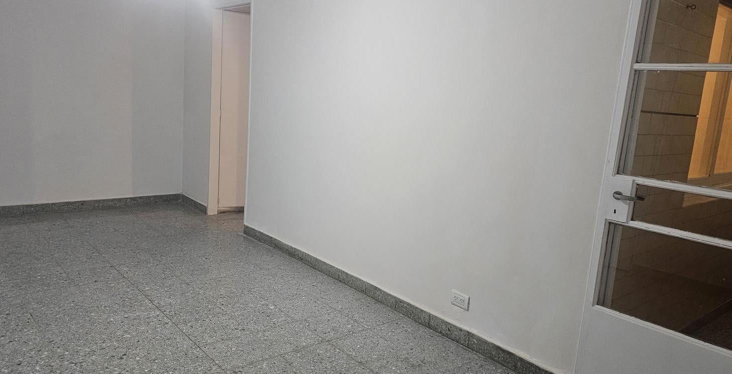 Foto de Venta departamento 2 ambientes Villa Pueyrredon, imagen 3
