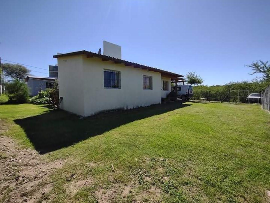 Vendo Casa 2 Dorm. Gran Patio. Unquillo 2