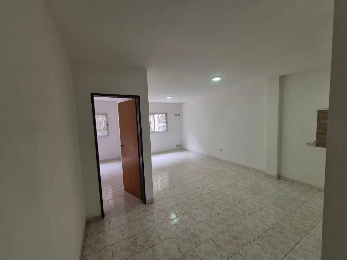 Alquiler-agua-expensas e Impuestos incluidos - Departamento 2 Dormitorio / 2 Baños 3
