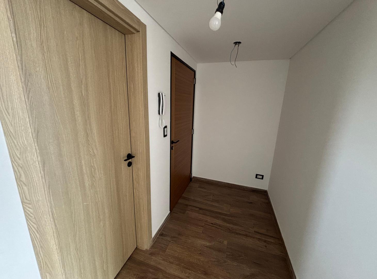 Foto de ALQUILER. DEPARTAMENTO DOS AMBIENTES A ESTRENAR CON COCHERA., imagen 3