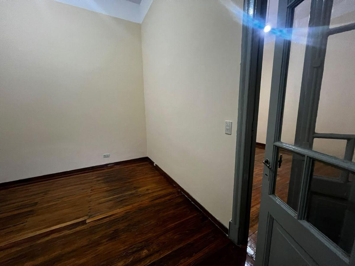 Foto de ALQUILER PH TRES AMBIENTES TERRAZA SIN EXPENSAS BARRACAS, imagen 5