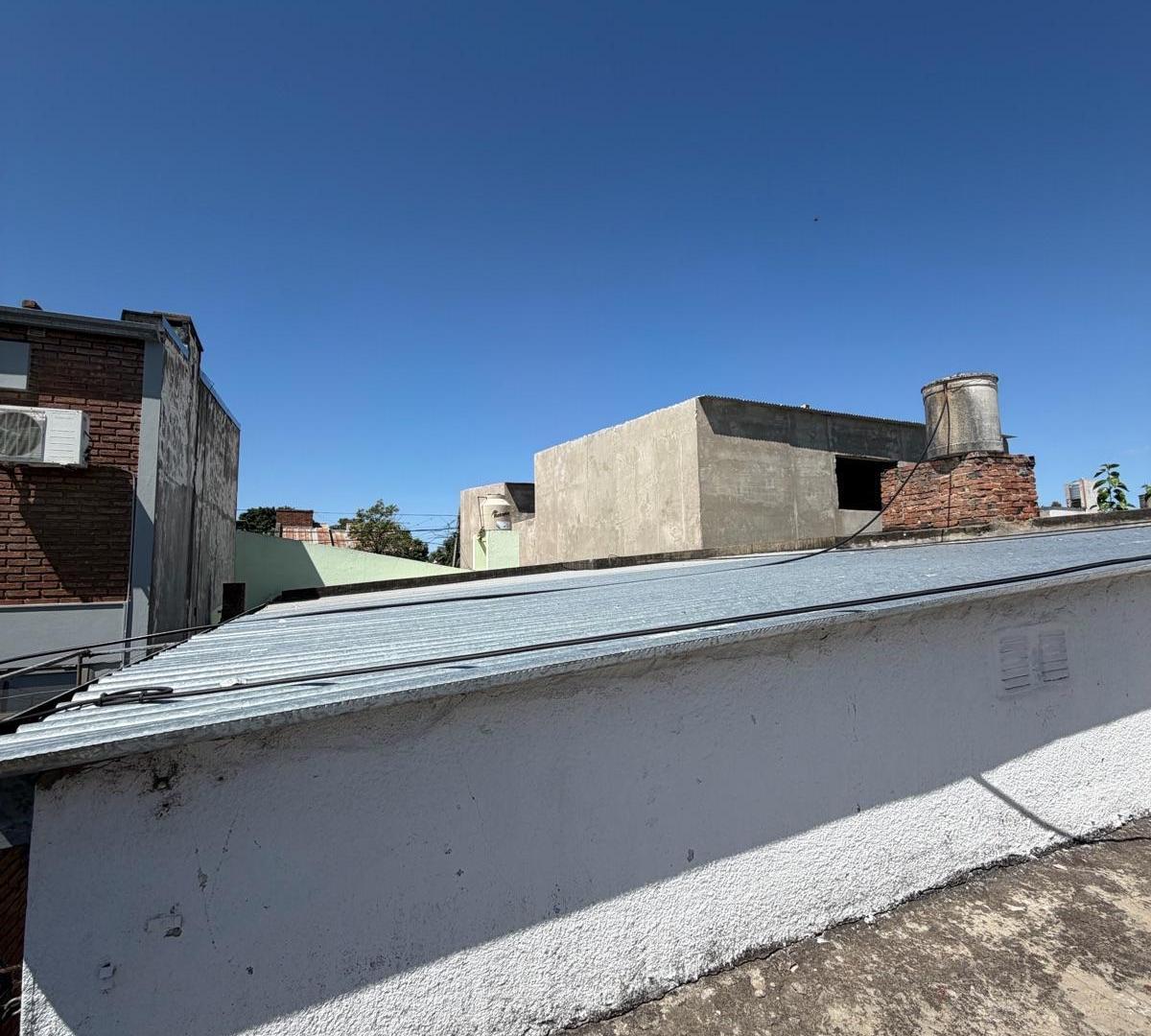 Foto de Casa Interna 2D con cochera y patio Bº Candioti Norte, imagen 2