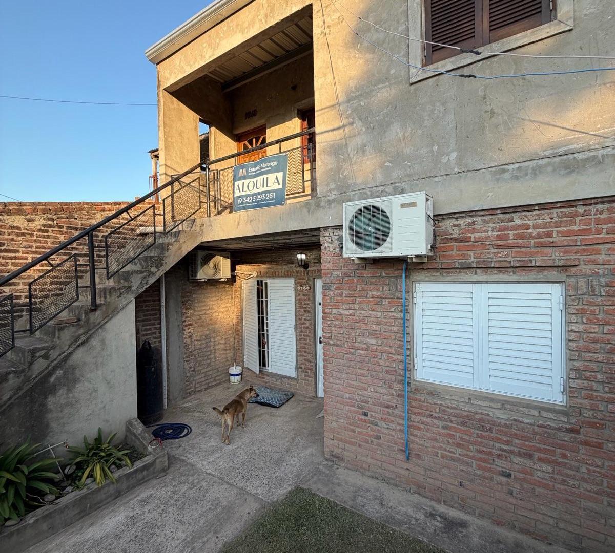 Foto de Casa + departamento, 5 dormitorios, cochera y patio, imagen 1