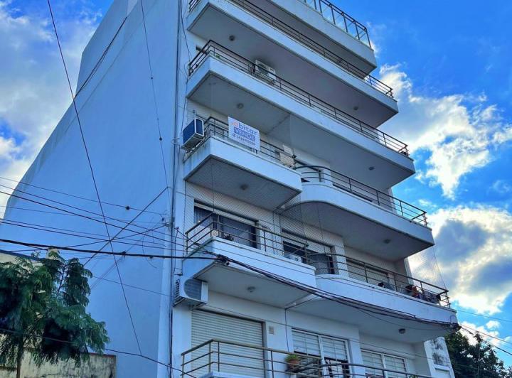 Departamento 2 dormitorios Bajada club nautico Avellaneda 3
