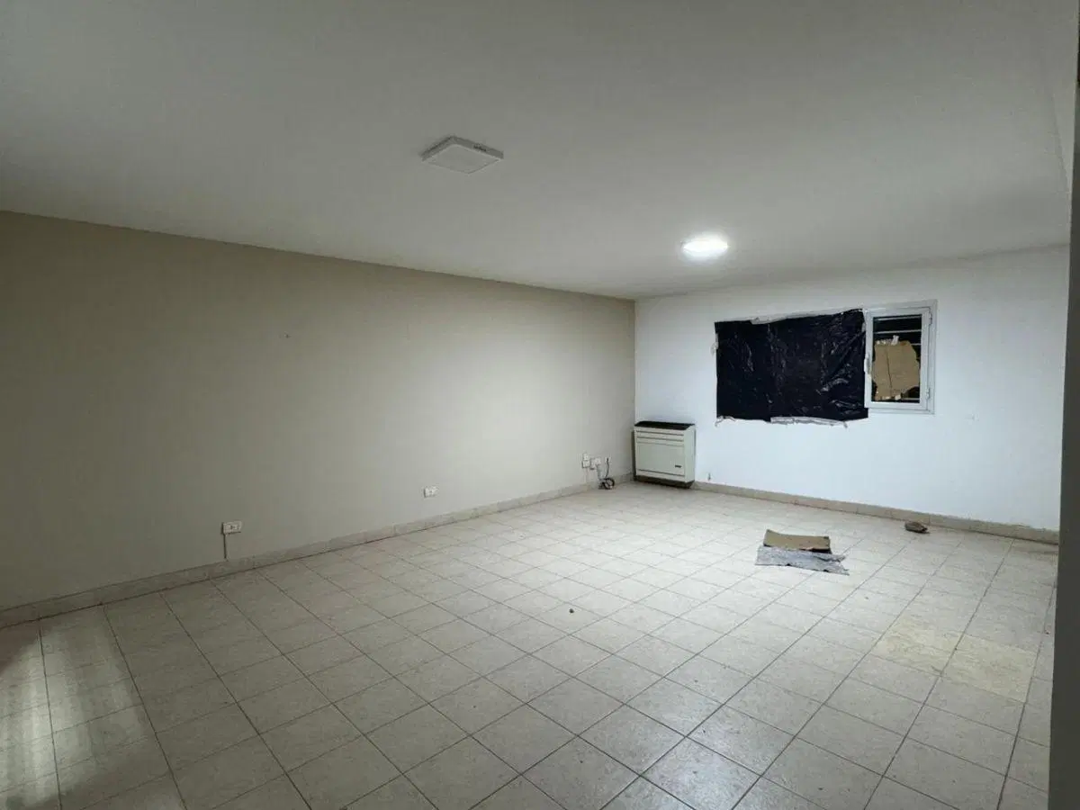 ALQUILER DUPLEX 2 DORM CON COCHERA P/2 AUTOS Y PARRILLA 2