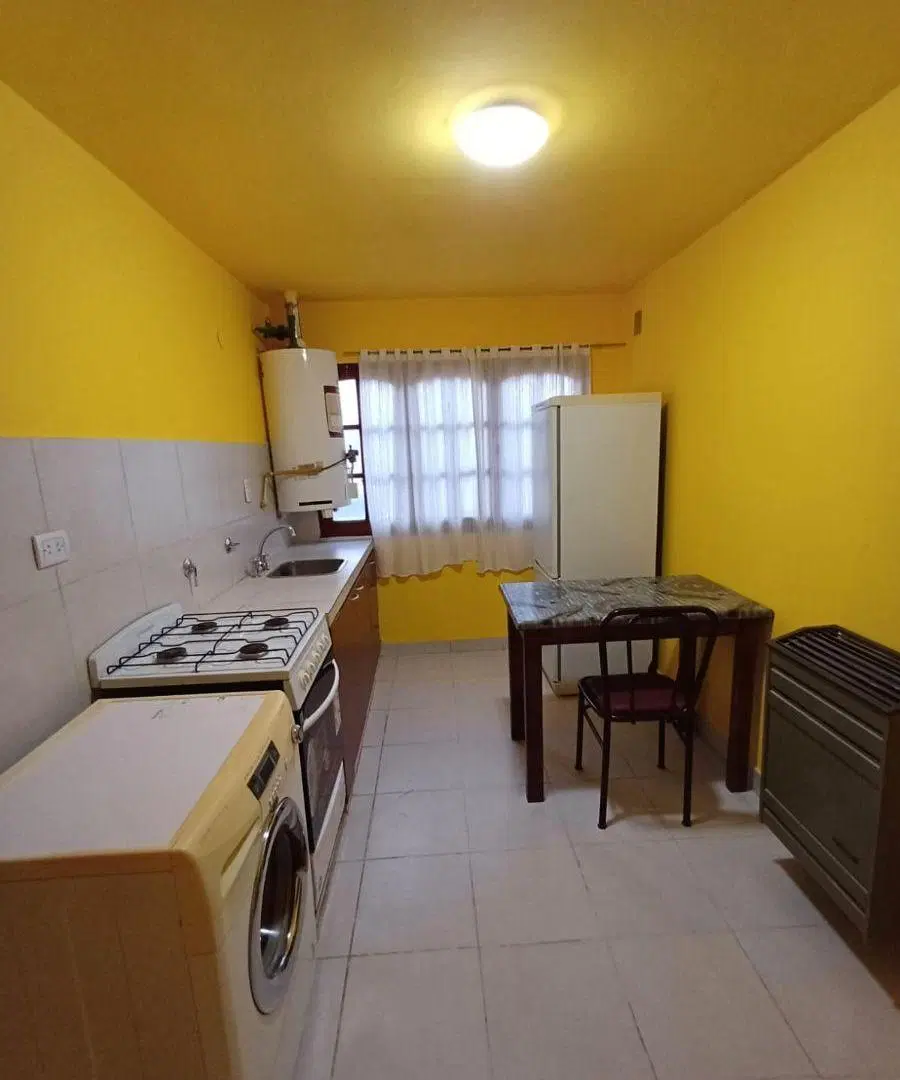 ALQUILER AMOBLADO DPTO 1 DORM CON COCHERA 5