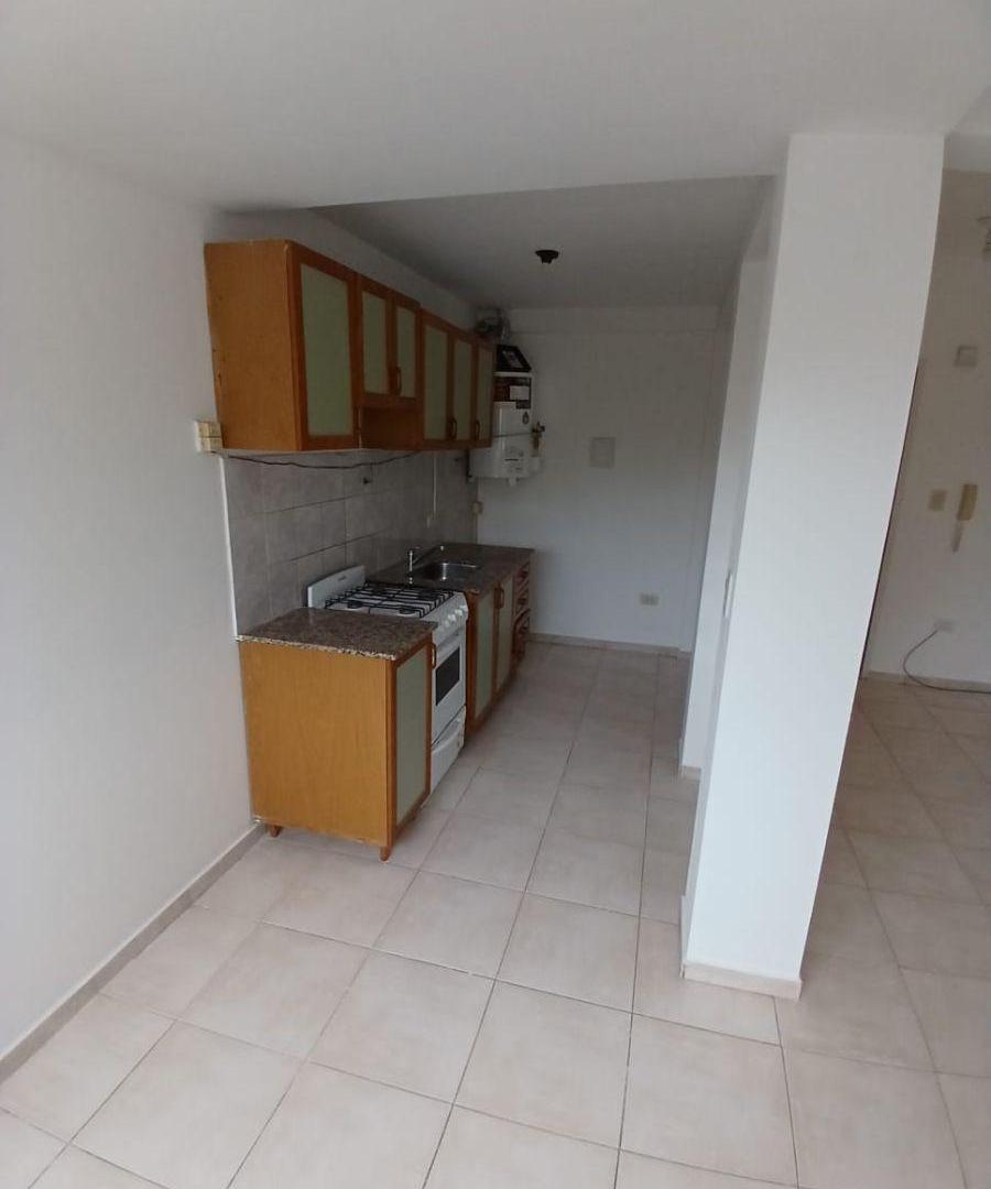 Foto de ALQUILER DPTO 2 DORM SIN COCHERA STA GENOVEVA, imagen 1