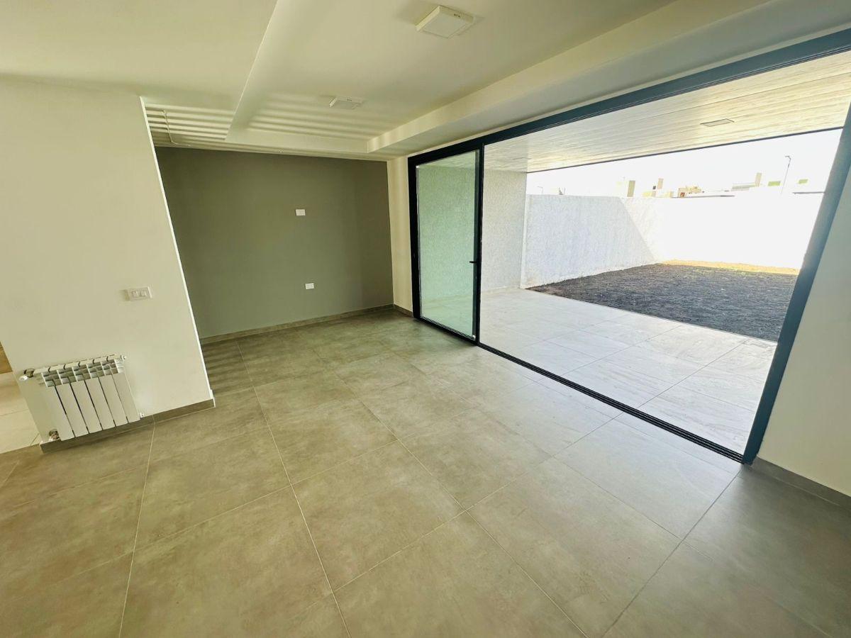 Docta - 3 dorm + 3 baños - cocher doble - Listo para vivir!!