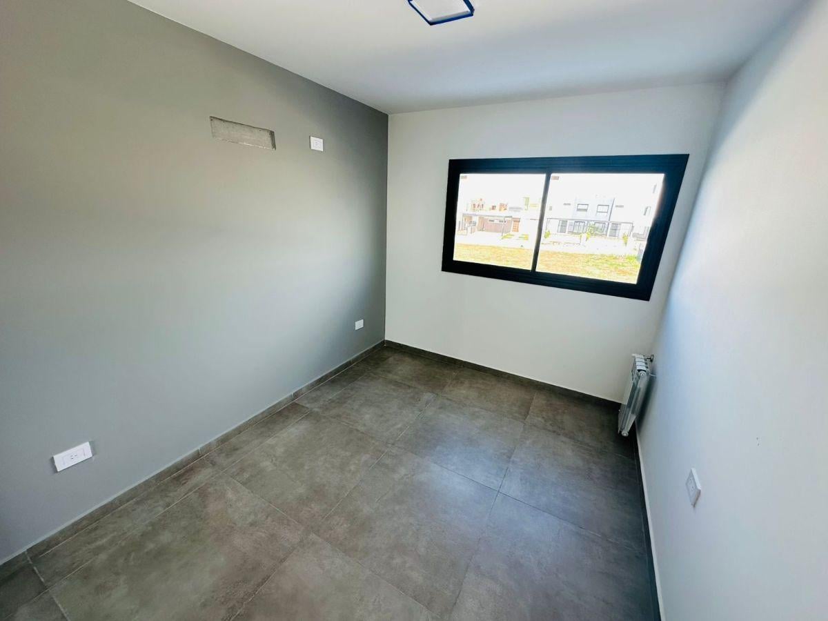 Docta - 3 dorm + 3 baños - cocher doble - Listo para vivir!!