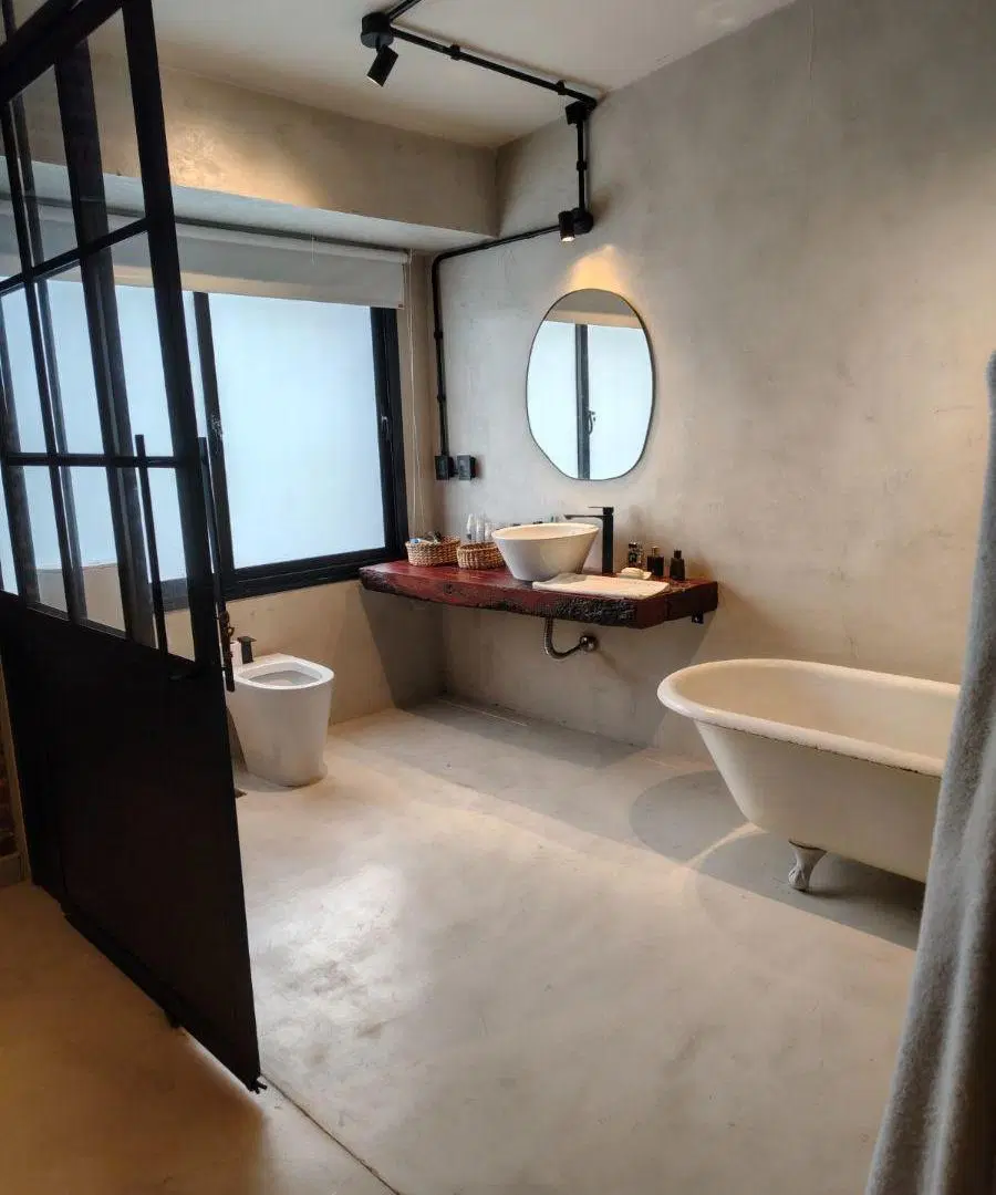 VILLA BELGRANO - EXCLUSIVA CASA// ALQUILER// 1 dorm. 2 baños!! 2