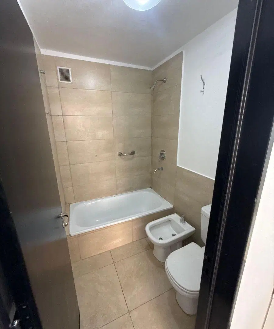 ALQUILER// Depto. 1 dorm-1 baño// balcon con asador! 8