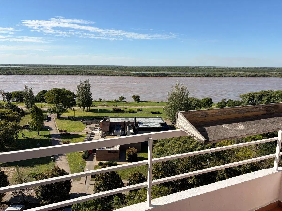 Vista Increíble al Río 3