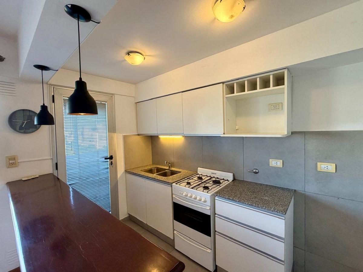 Foto de Alquiler Departamento 2 Dormitorios y cochera, imagen 2
