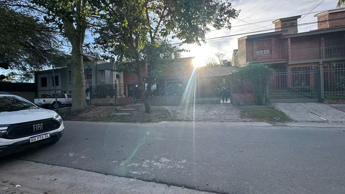 CASA EN VENTA 6 AMBIENTES EN VILLA BELGRANO PARA VIVIENDA O DESARROLLO DE DUPLEX 3