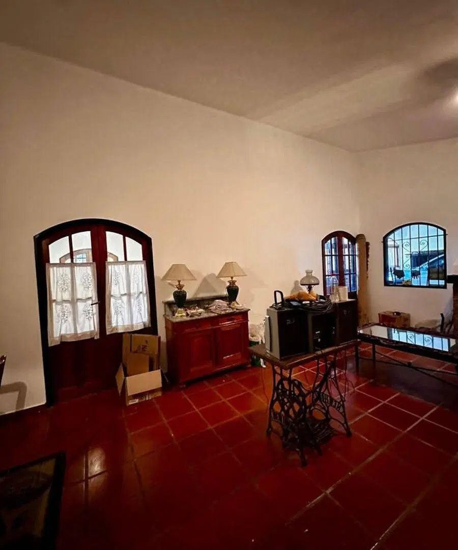 CASA EN ALQUILER | VILLA BELGRANO | 4 DORMITORIOS | PILETA COCHERAS Y QUINCHO 8