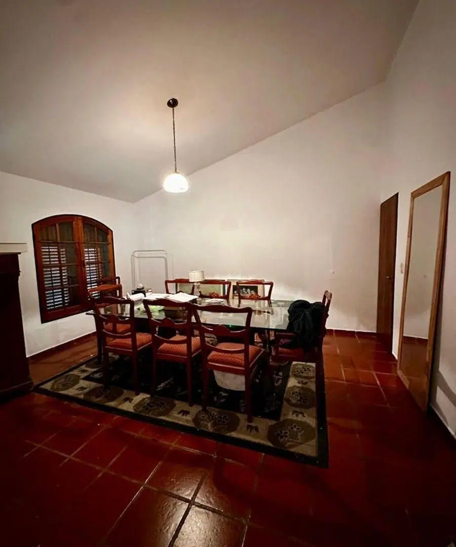 CASA EN ALQUILER | VILLA BELGRANO | 4 DORMITORIOS | PILETA COCHERAS Y QUINCHO 2
