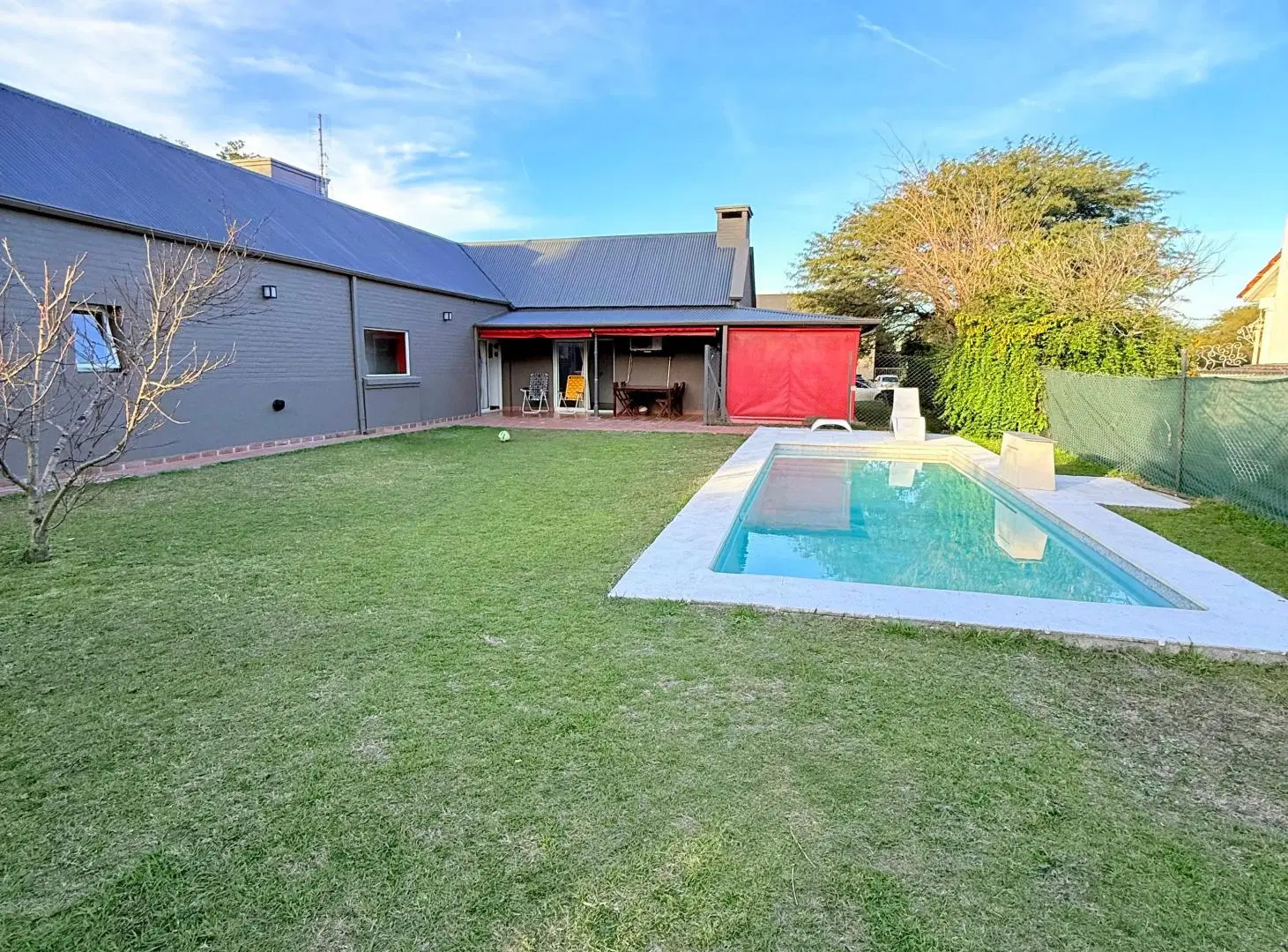 Casa en Alquiler de 3 Dormitorios | 4 Amb | Valle Escondido Los Soles | Pileta 2