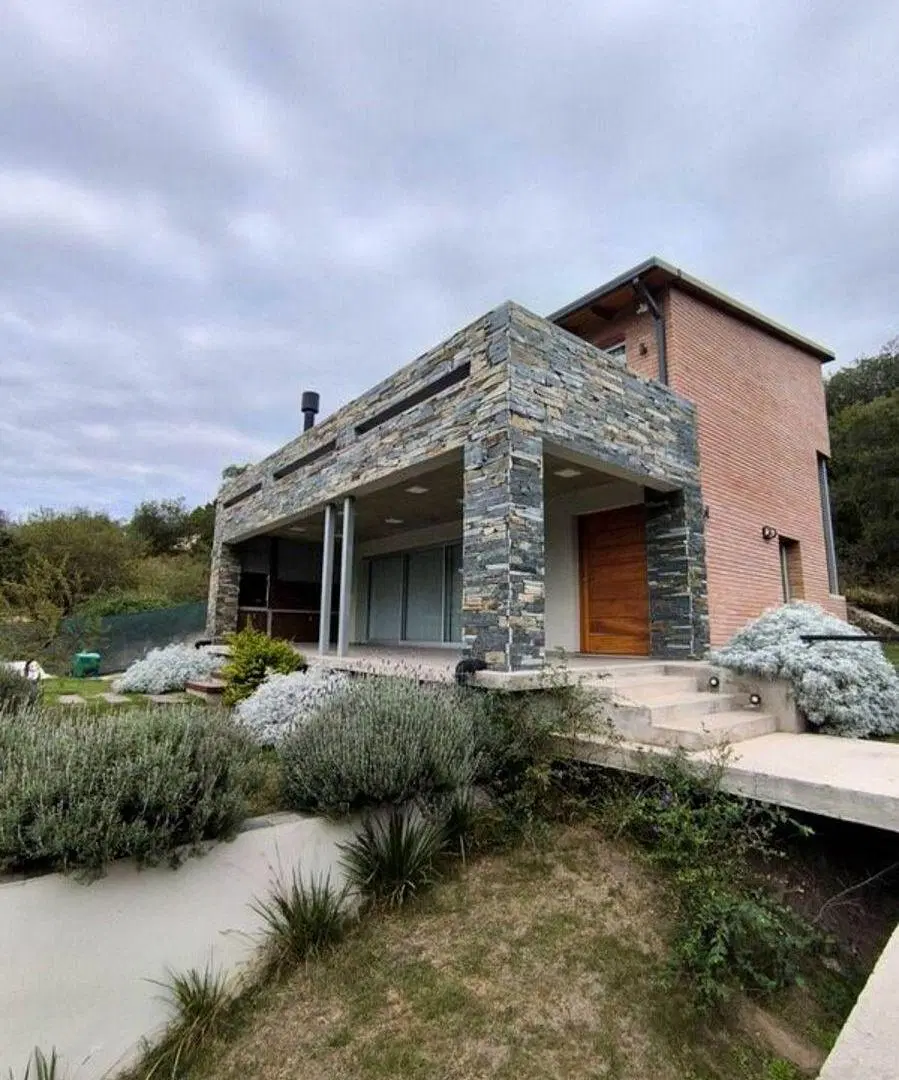 Venta Casa Amoblada con Vista al Lago | Villa Carlos Paz | Pileta | Cochera 8