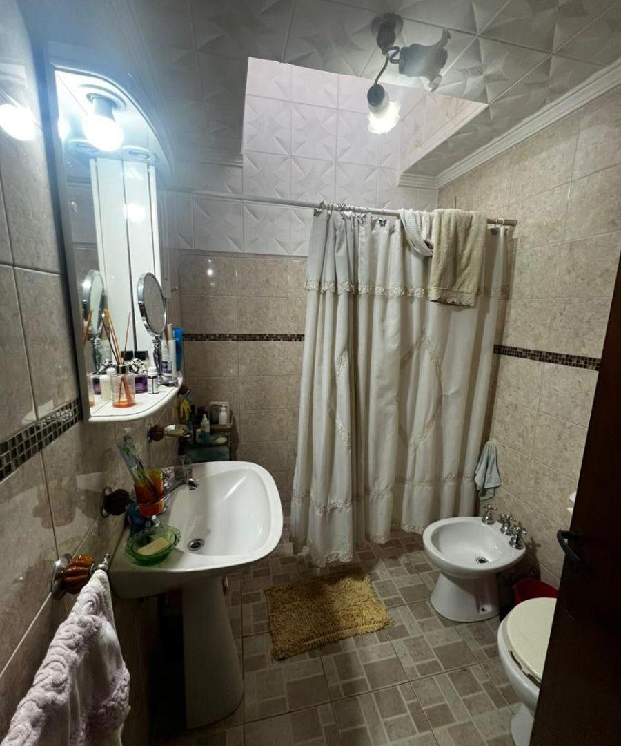 Foto de CASA en Venta de 3 dormitorios Barrio General Belgrano (Zona Este), imagen 5